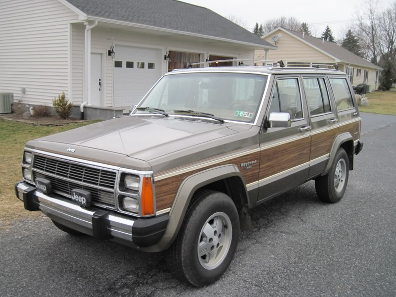 Illustration for article titled Well, I might be into an XJ Wagoneer this week
